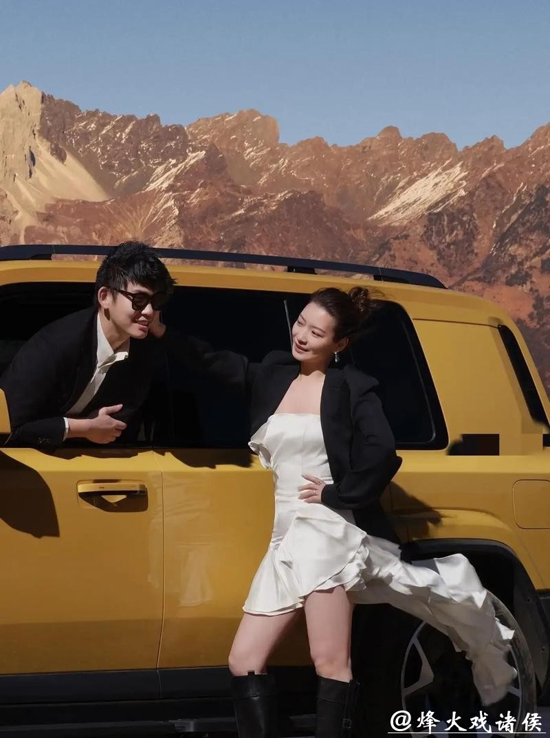 羽毛球黄雅琼婚后写真穿月光仙女裙，小腹平坦破怀孕传言脸有沧桑